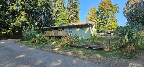 1124 Pear St NE, Olympia, WA 98506