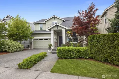 9111 Ash Ave SE, Snoqualmie, WA 98065