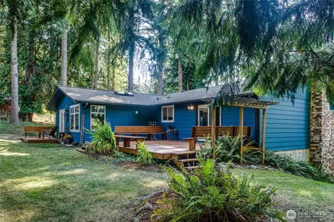 1444 Oriental Ave, Bellingham, WA 98229