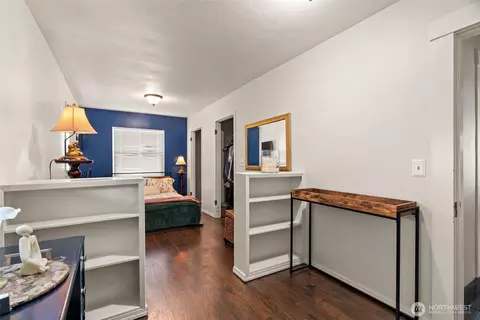Entry Way - 1721 63rd St SE, Everett, WA 98203 photo 1 of 1