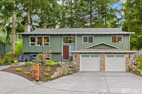 21014 Woodlake Dr, Edmonds, WA 98026