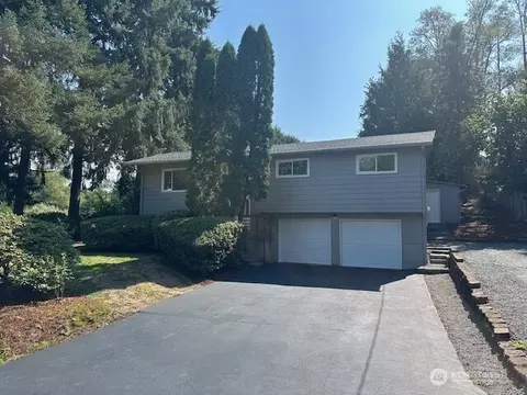 111 Inglewood Dr, Longview, WA 98632