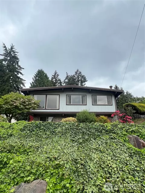 5200 111th Ave NE, Kirkland, WA 98033