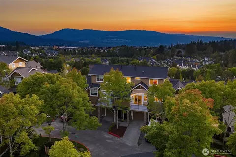 1887 16th Ln NE #1887, Issaquah, WA 98029
