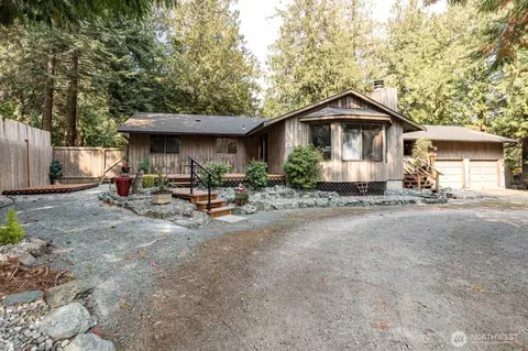 311 Willapa Pl, La Conner, WA 98257