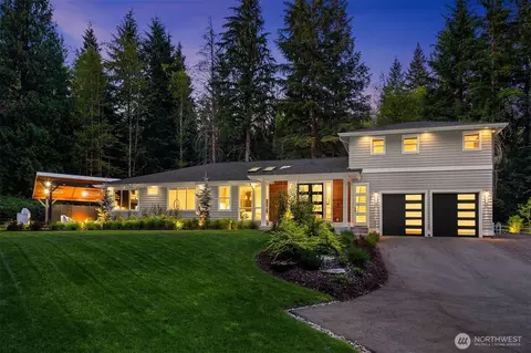 10390 348th Ave SE, Snoqualmie, WA 98065