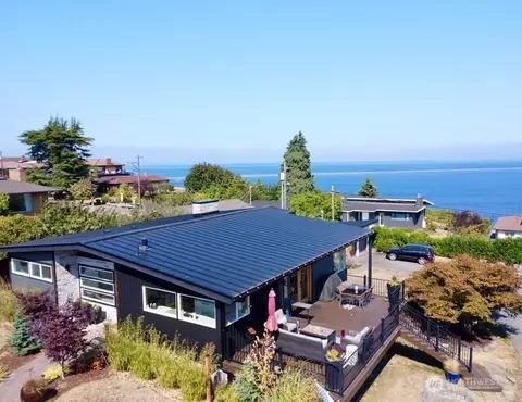 929 W 5th St, Port Angeles, WA 98363