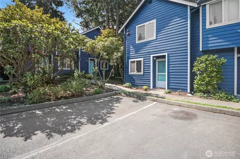 21906 56th Ave W #C4, Mountlake Terrace, WA 98043