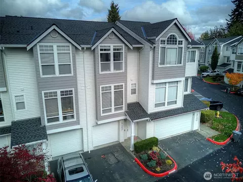 5500 Harbour Pointe Blvd #R103, Mukilteo, WA 98275
