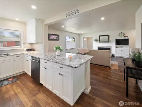 1841 Pioneer St, Enumclaw, WA 98022 photo 8