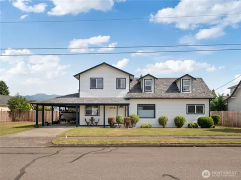 1841 Pioneer St, Enumclaw, WA 98022