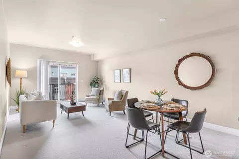 910 Harris Ave #404, Bellingham, WA 98225