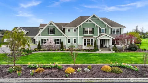 14360 Roadrunner Ln, Burlington, WA 98233