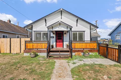 625 S Gold St, Centralia, WA 98531