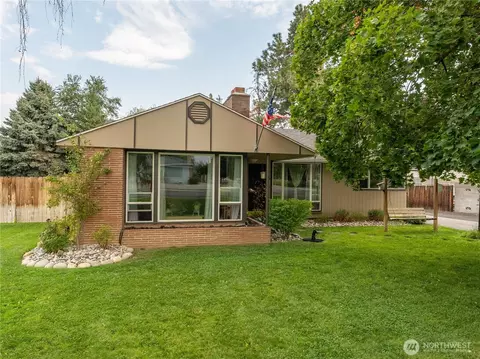 1130 Washington St, Wenatchee, WA 98801