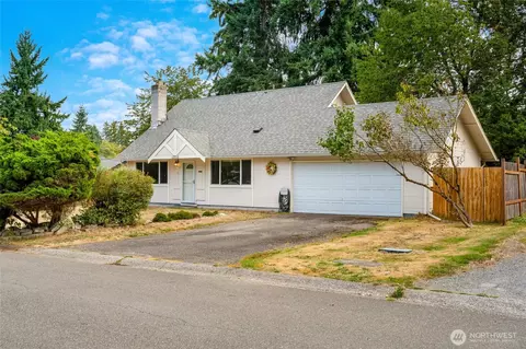 13715 59th Ave SE, Everett, WA 98208