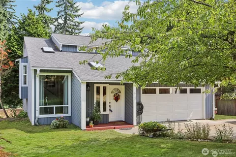 17919 Larch Way, Lynnwood, WA 98037