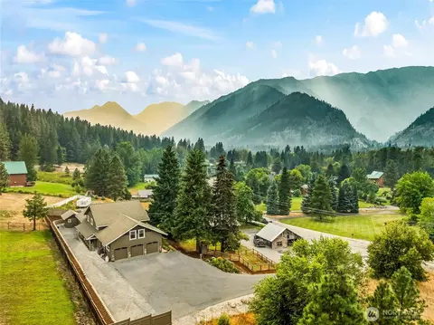 9645 E Leavenworth Rd, Leavenworth, WA 98826