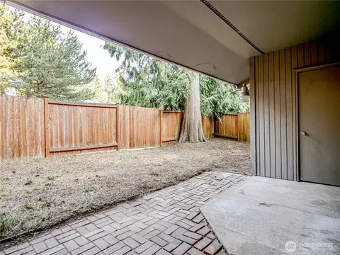 Exterior - 11201 3rd Ave SE #4A, Everett, WA 98208 photo 2 of 5
