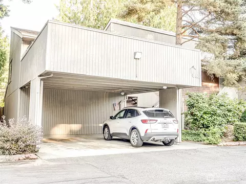 Exterior - 11201 3rd Ave SE #4A, Everett, WA 98208 photo 1 of 5