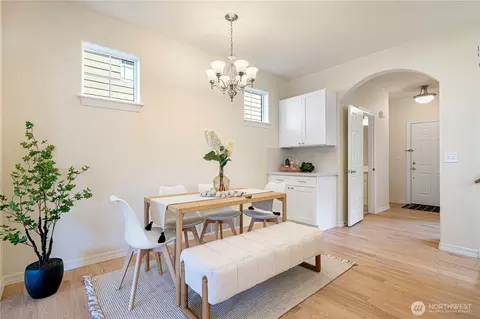 Dining - 24038 40th Ave SE, Bothell, WA 98021 photo 1 of 1