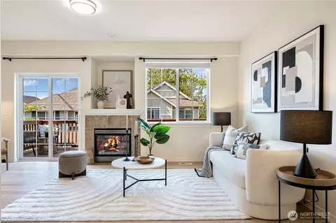 Living - 24038 40th Ave SE, Bothell, WA 98021 photo 1 of 3