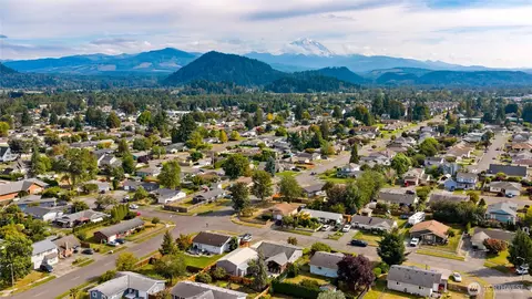 View/Area - 2985 Sun Mountain Dr, Enumclaw, WA 98022 photo 4 of 5