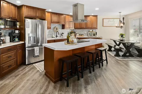 Kitchen - 2985 Sun Mountain Dr, Enumclaw, WA 98022 photo 4 of 4