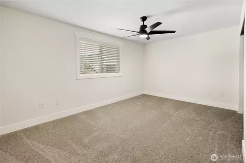 Bedroom - 2985 Sun Mountain Dr, Enumclaw, WA 98022 photo 1 of 2