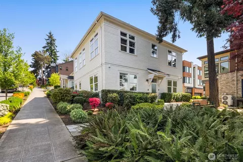 957 W Mcgraw St #1, Seattle, WA 98119