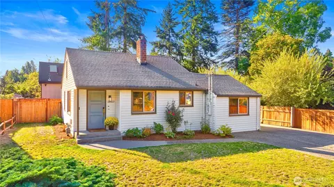 10037 13th Ave NW, Seattle, WA 98117