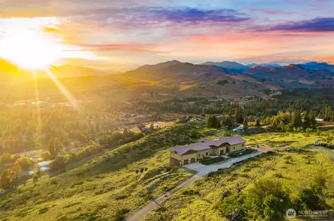 47 Bella Vista Ln, Winthrop, WA 98862