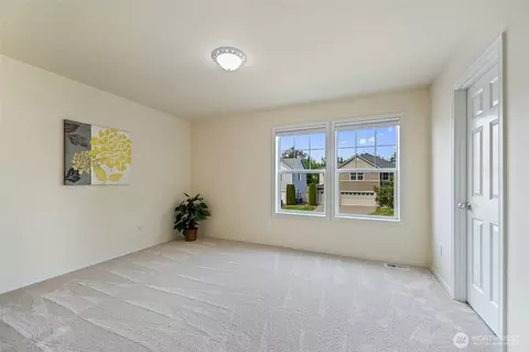 Bedroom - 20418 Springbrook Rd SE, Monroe, WA 98272 photo 3 of 6