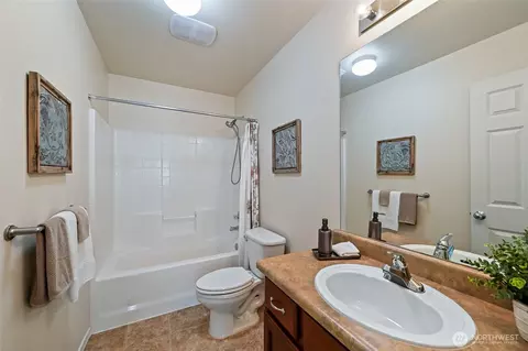 Bath - 20418 Springbrook Rd SE, Monroe, WA 98272 photo 5 of 5