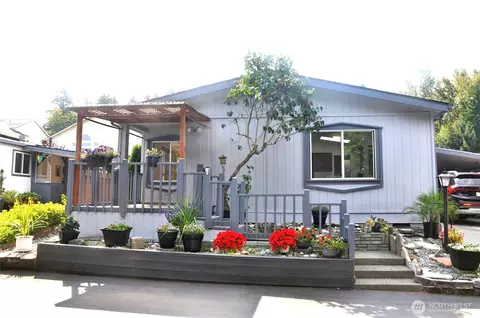 2015 24th St #31, Bellingham, WA 98225