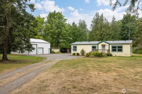 5975 Hoag Ln, Everson, WA 98247