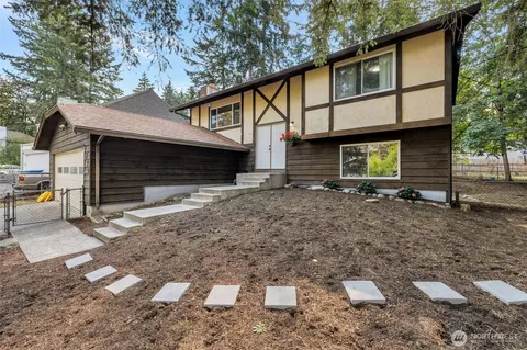 18409 SE 263rd St, Covington, WA 98042