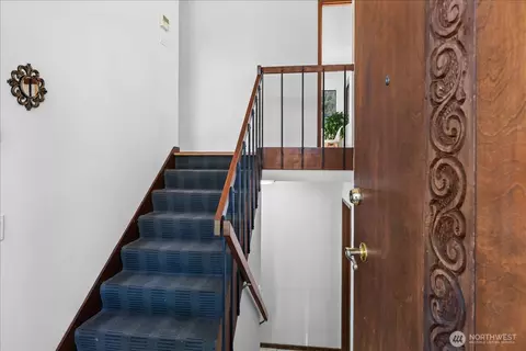 Entry Way - 23711 80th Ln W, Edmonds, WA 98026 photo 1 of 2