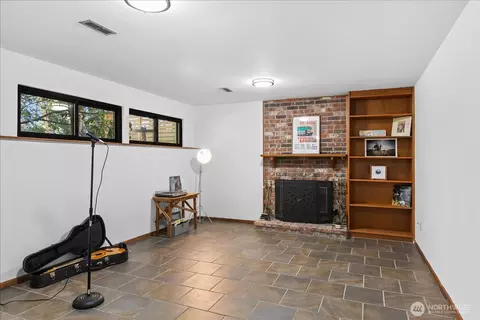 Living - 23711 80th Ln W, Edmonds, WA 98026 photo 3 of 3