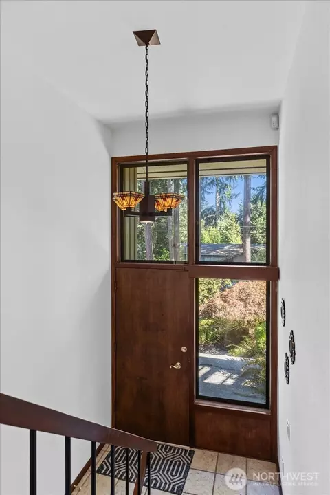 Entry Way - 23711 80th Ln W, Edmonds, WA 98026 photo 2 of 2