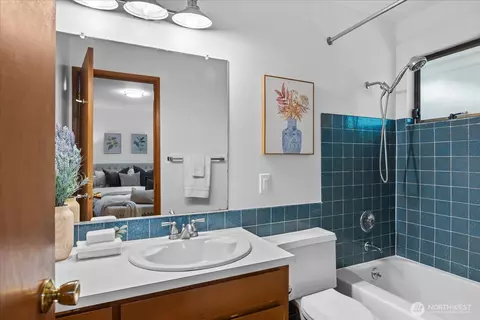 Bath - 23711 80th Ln W, Edmonds, WA 98026 photo 1 of 3