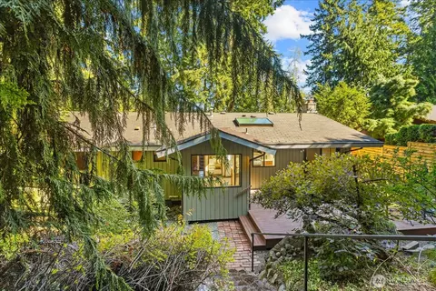 Exterior - 23711 80th Ln W, Edmonds, WA 98026 photo 6 of 7