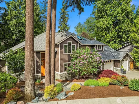 12514 NE 65th St, Kirkland, WA 98033