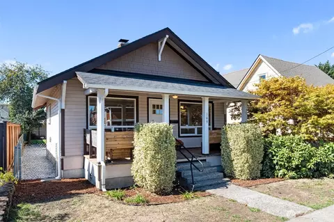 109 S King St, Centralia, WA 98531