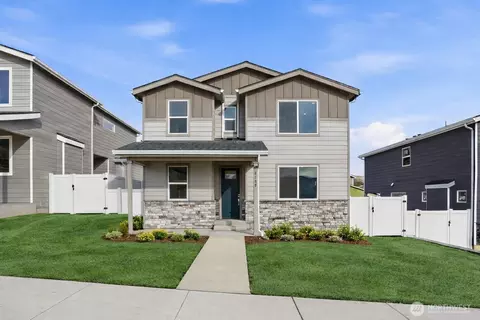 2132 Plumridge Ct, Wenatchee, WA 98801