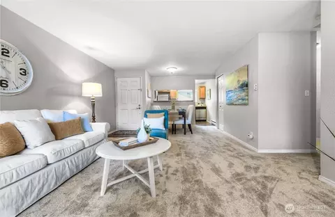 1138 N 198th St #D303, Shoreline, WA 98133