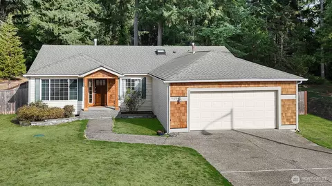 4120 Arbor Dr SE, Lacey, WA 98503