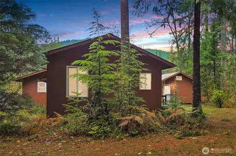701 Mineral Hill Rd, Mineral, WA 98355