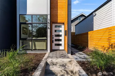 1616 S Juneau St, Seattle, WA 98108