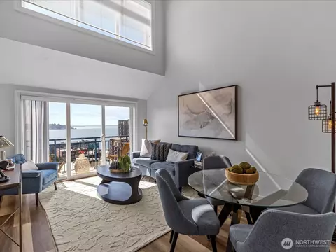 2414 1st Ave #710, Seattle, WA 98121